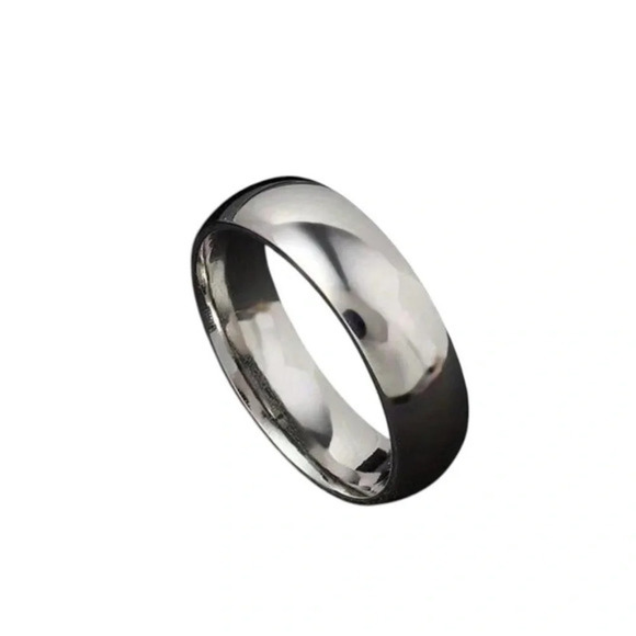 Men’s Stainless Steel Ring – Minimalist Silver Finish - Picture 1 of 2